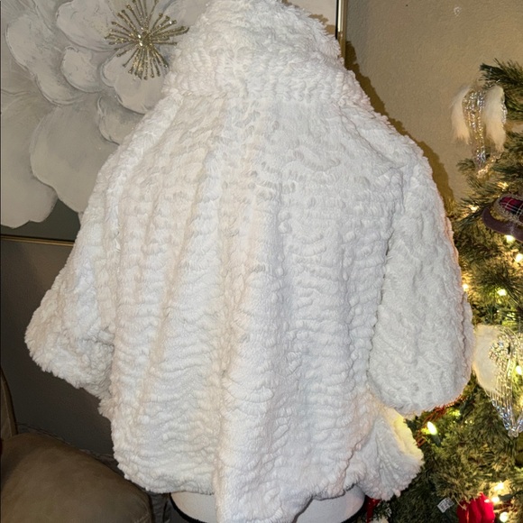 Jolt Women's White Puffer Jacket - Picture 6 of 7